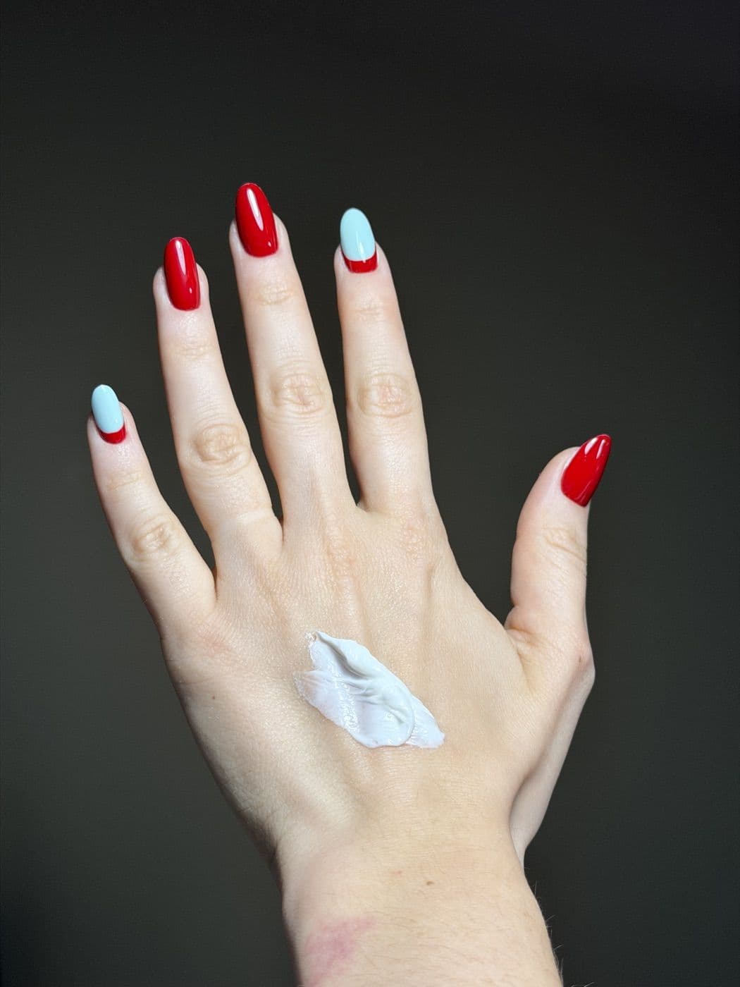 Manicura rusa con esmaltado semipermanente